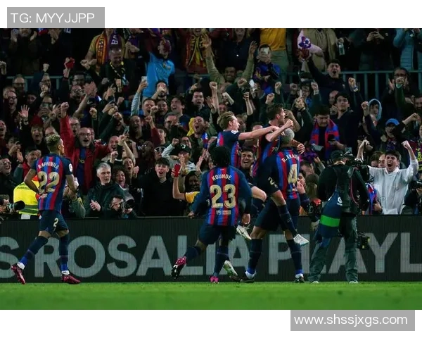 西甲激情四射巴萨4-0战胜波尔图球员帽子戏法点燃全场热情