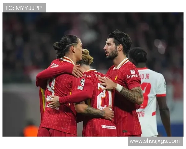 欧联杯精彩对决利物浦与莱比锡战成平局绝杀瞬间引发全场狂欢