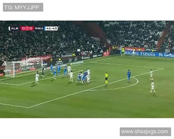 国王杯惊天冷门里昂3-0战胜皇马神扑瞬间点燃全场激情 国王杯惊天冷门里昂3-0战胜皇马神扑瞬间点燃全场激情