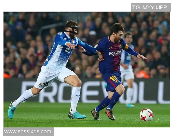 国王杯激战波尔图与巴萨鏖战至平局绝杀瞬间引发全场沸腾