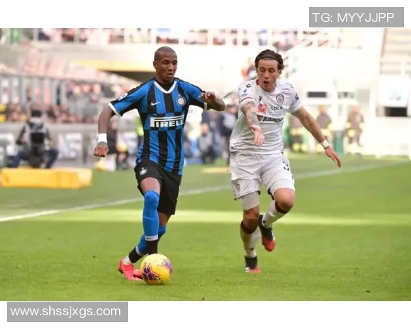 意甲激战：曼城狂胜里昂五球横扫全场引发热烈讨论