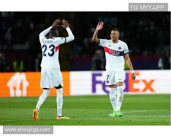 欧联杯精彩对决巴黎圣日耳曼大胜波尔图全场沸腾绝杀瞬间回顾