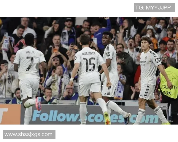 皇马与巴黎圣日耳曼友谊赛激战四三补时进球引发全场狂欢 皇马与巴黎圣日耳曼友谊赛激战四三补时进球引发全场狂欢