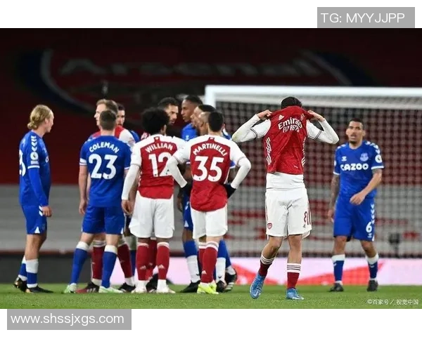 欧联杯惊天逆转曼联6比2狂胜皇马红牌事件引发全场热议