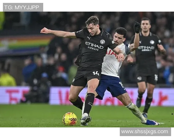 英超焦点战巴黎圣日耳曼与热刺握手言和转会传闻引发热议 英超焦点战巴黎圣日耳曼与热刺握手言和转会传闻引发热议