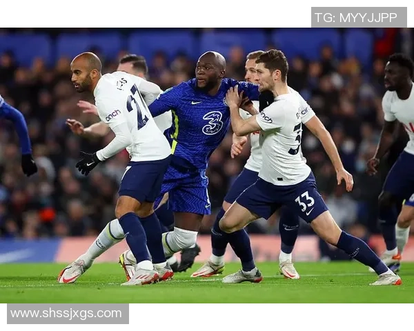 英超激战切尔西大胜热刺6比2神扑引发争议判罚全场沸腾 英超激战切尔西大胜热刺6比2神扑引发争议判罚全场沸腾