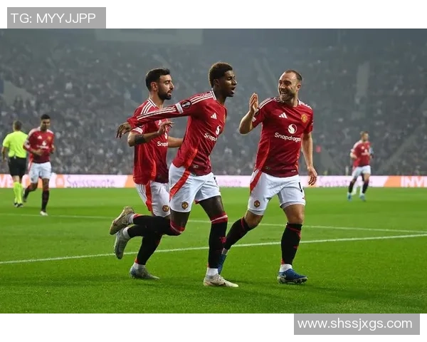 欧联杯波尔图大胜曼城四球狂潮引发全场沸腾精彩集锦回顾